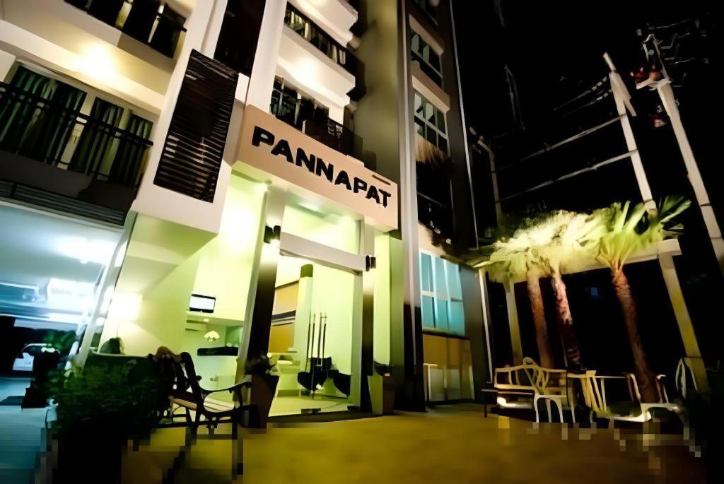 Pannapat Place Banguecoque Exterior foto